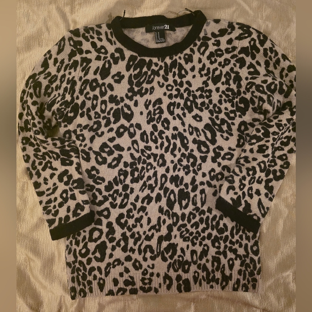 Forever 21 Leopard Print Sweater